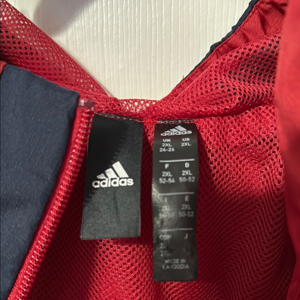 Adidas Red and Black Windbreaker Jacket Women’s 2xl - Picture 2 of 3
